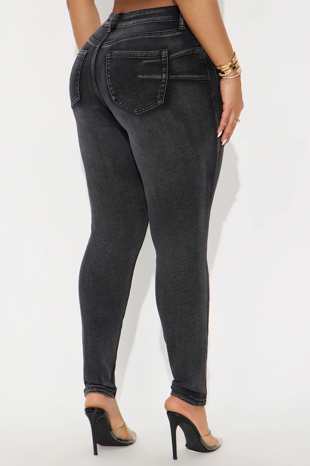 She's An Icon Curvy Stretch Skinny Jeans - Black Wash